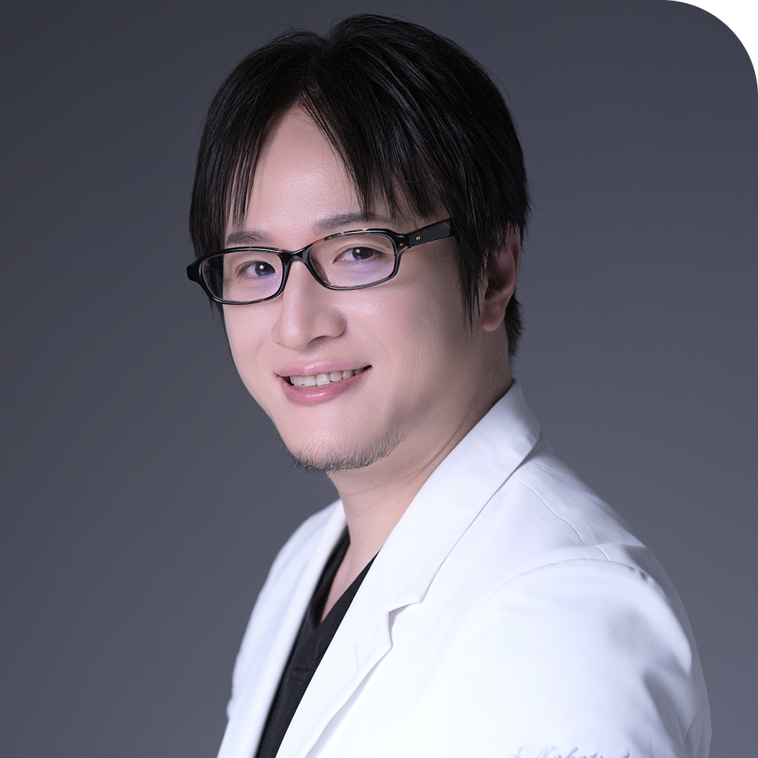 中務 秀一